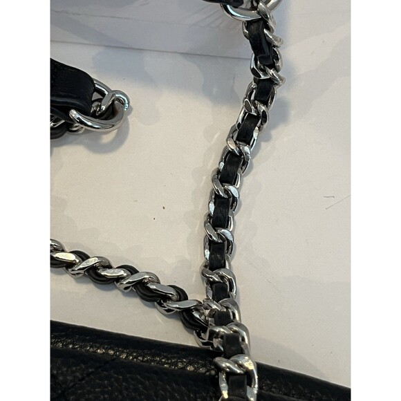 Forever 21 Black quilted Faux Leather shoulder Tote bag Goth Rock Excellent - Picture 6 of 8